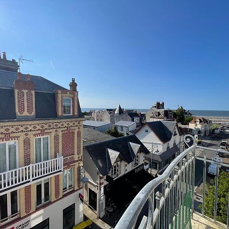 Appartement Avec Balcon - Vue Mer - 100M De La Plage - Hypercentre - 55M2 Villers-sur-Mer Exterior foto